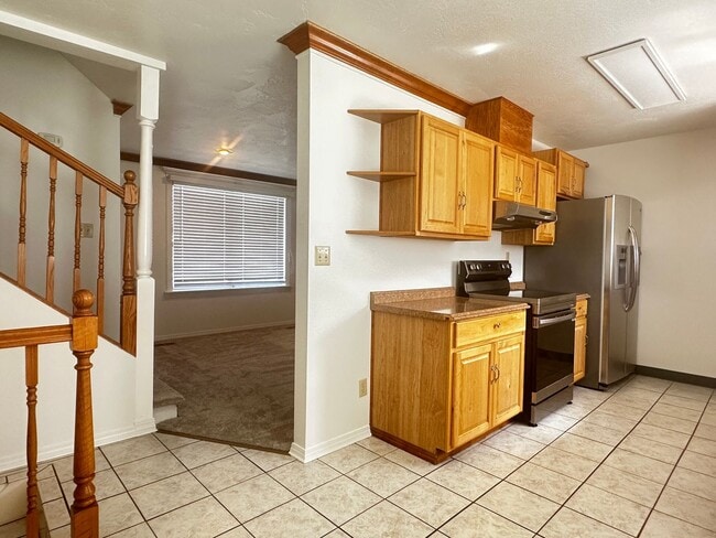 5906 S Blue Iron Way