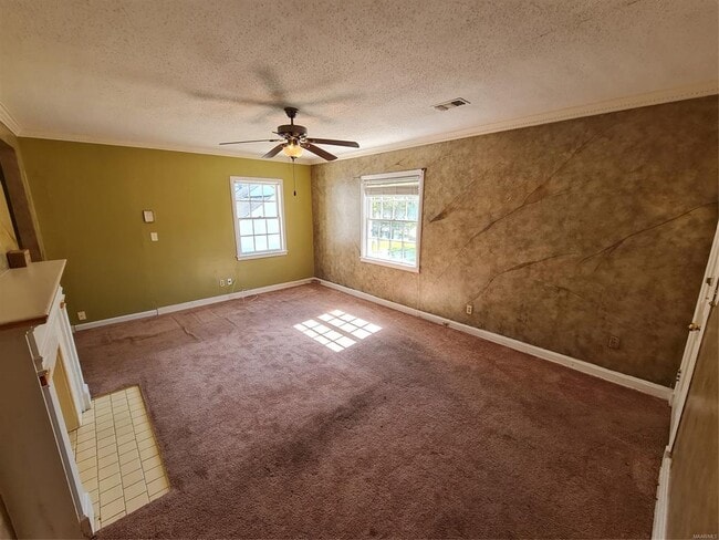 Photo - 139 Mt Vernon Dr