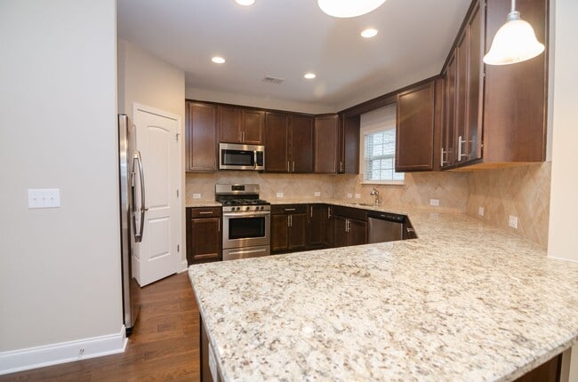 Photo - 2045 Moultrie Cir