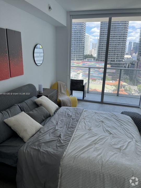 Building Photo - 1100S S Miami Ave Unit 1508 Rental