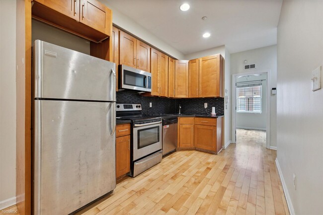 5 br, 2 bath Triplex - 1829 N 18TH ST Unit A - 5 br, 2 bath Triplex - 1829 N 18TH ST Condo Unit A Unit A