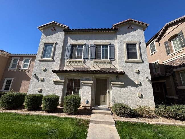 Cozy Two Story Home in Beautiful Gilbert N... - Cozy Two Story Home in Beautiful Gilbert N...