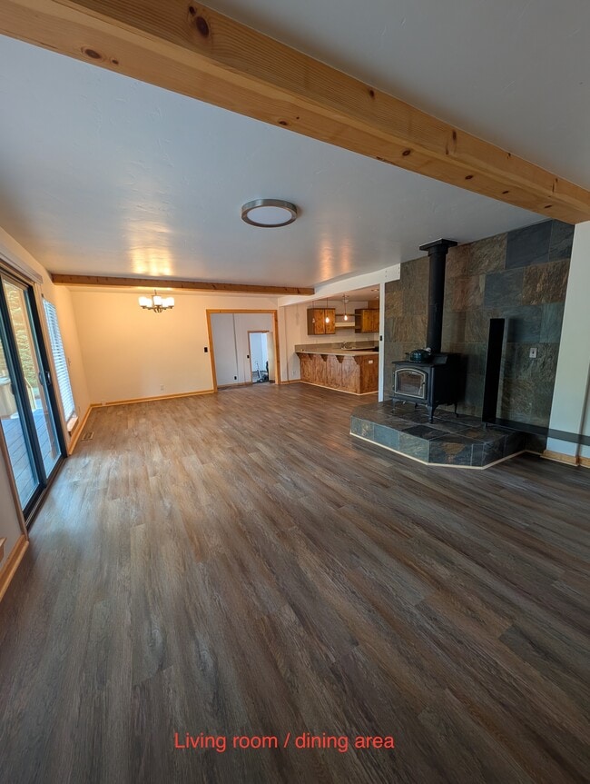 Building Photo - 10595 Codogan St Rental