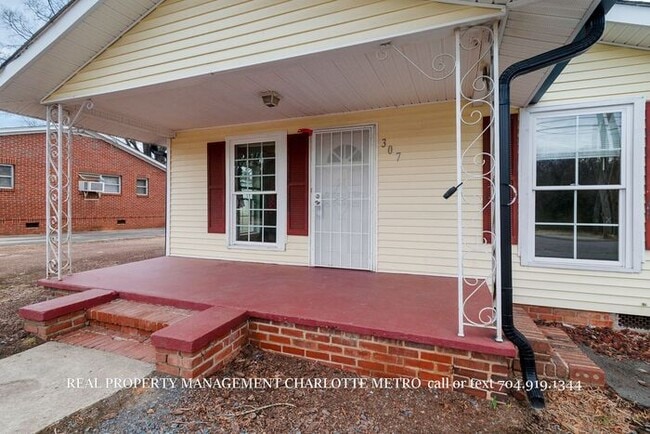 Photo - Charming Downtown Albemarle Cottage with Timeless Appeal