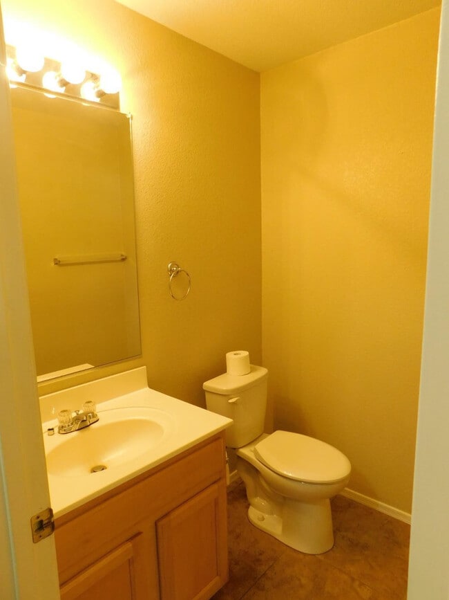 Photo - 2161 E 35th Ave