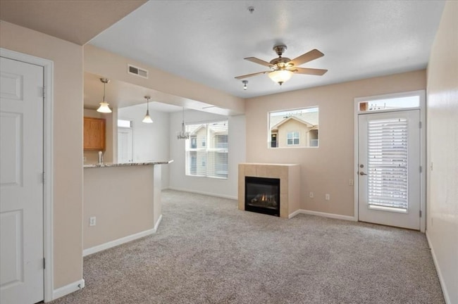 Building Photo - 605 Cougar Bluff Pt Unit 102 Rental