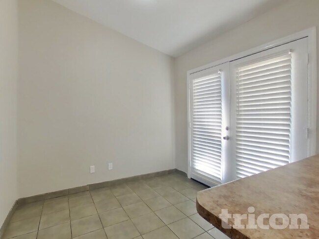 Photo - 515 E Rockwood Dr