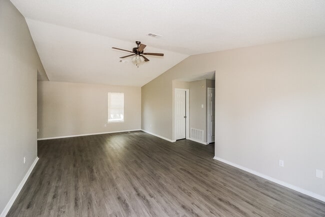 Photo - 12921 Robin Cir