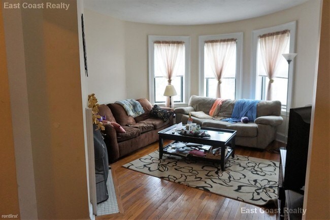 Apartments For Rent With Utilities Included Near Northeastern Photo 5 Br 2 Bath 48 Mings Rd 4