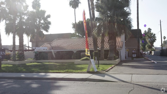 Northern Palms Apartments - Northern Palms Apartments