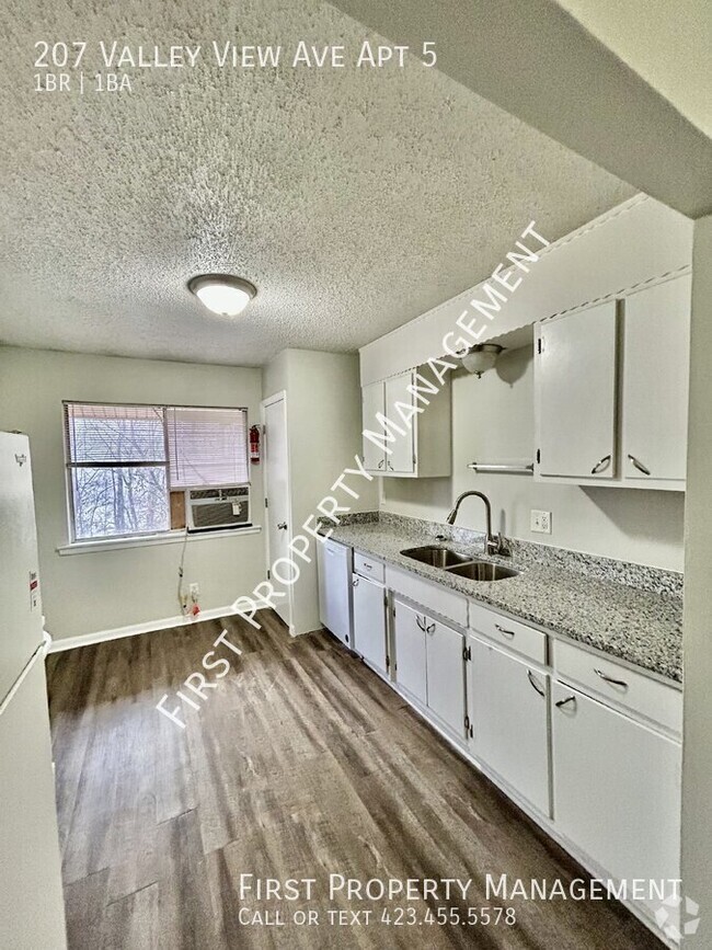 Building Photo - Red Bank Apt: 1Bed/1Bath With New Granite ... Unit 5