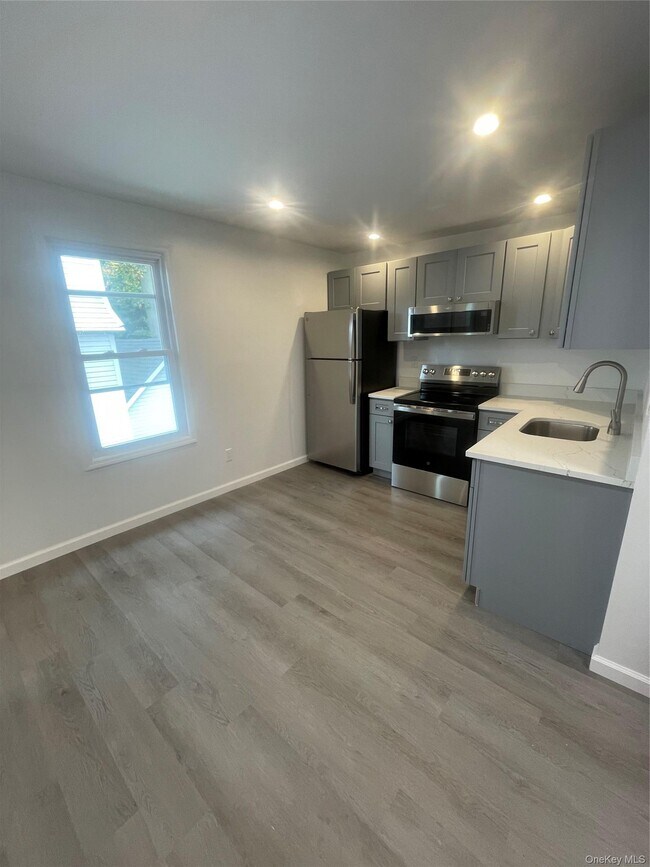 653 Jersey Ave Unit C