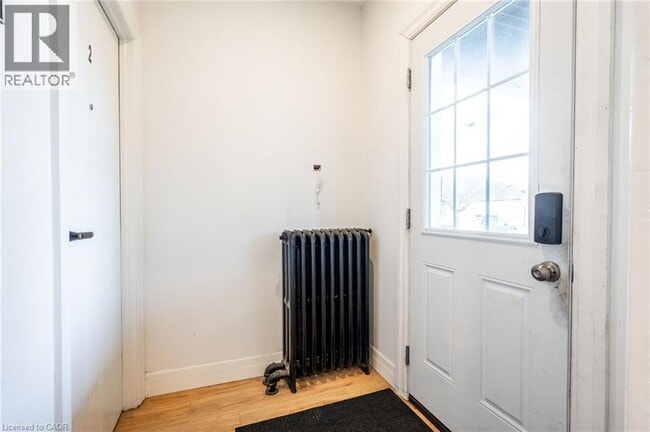 Photo - 49 Gladstone Ave