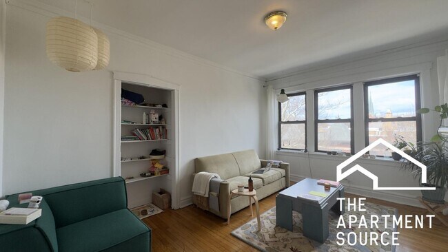 Building Photo - 2921 W McLean Ave Unit 3