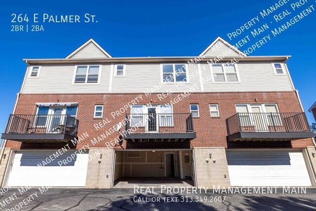 Photo - 264 E Palmer St