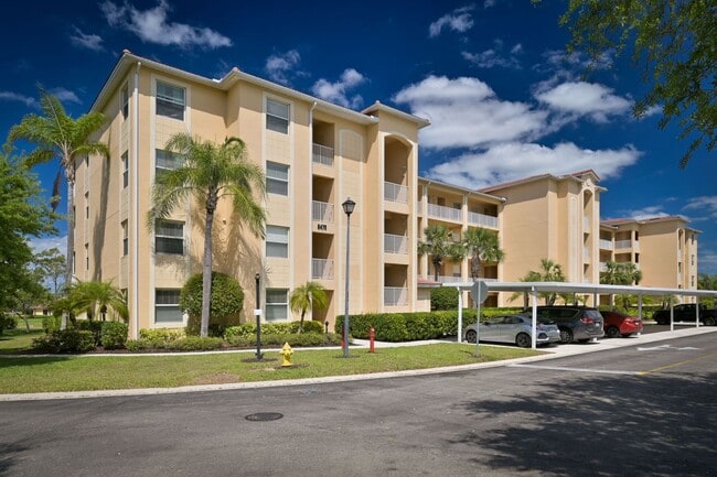 Building Photo - Osprey Cove ~ Third Floor Corner Unit ~ 2 Bed 2 Bath + DEN
