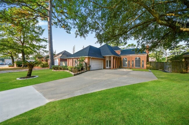 Photo - 12307 Lusterleaf Dr