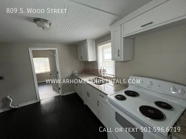 Photo - 809 S Wood St