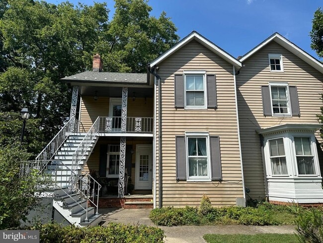 Building Photo - 3504 Buckeystown Pike Rental