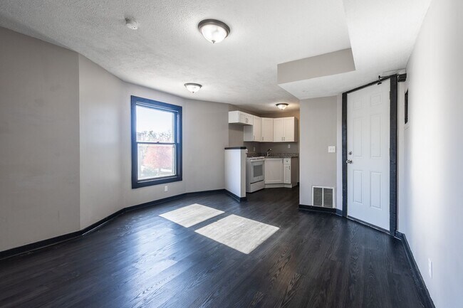 Photo - 2420 R St Unit #2