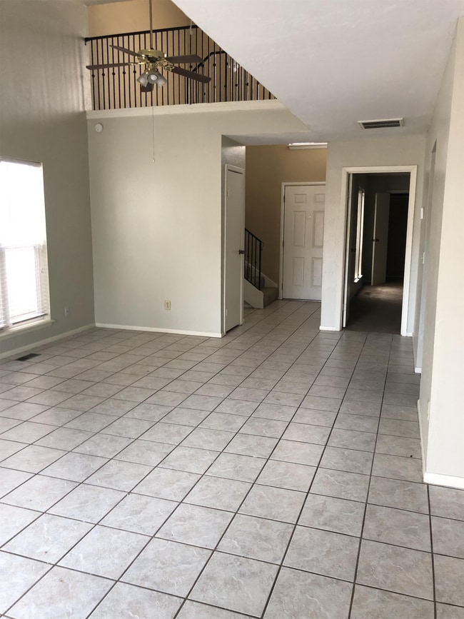Building Photo - 12307 Cedar Springs Ln Rental