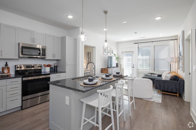 2BR, 2BA - B1 - 956SF - Kitchen