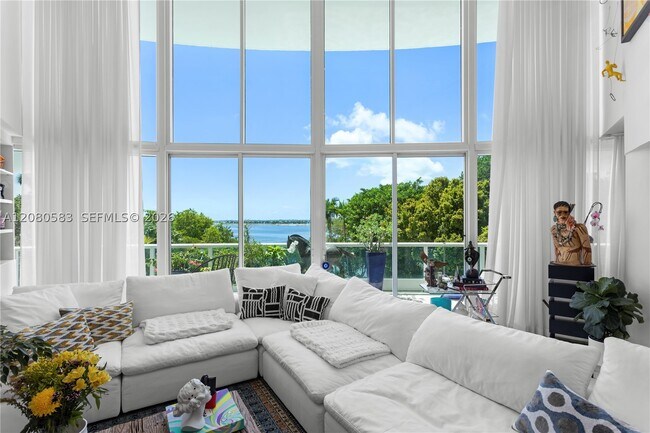 Building Photo - 2127 Brickell Ave Unit 503