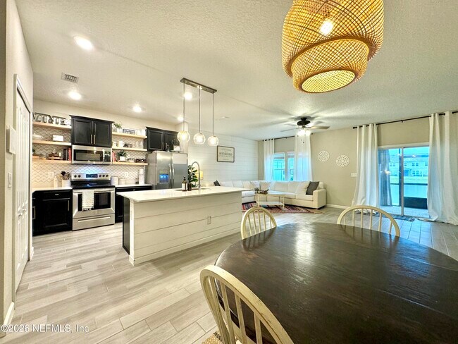 Photo - 12665 Josslyn Ln