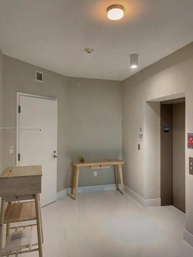 Photo - 16385 Biscayne Blvd Unit 2301
