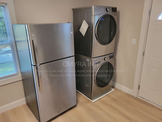 Photo - Charming 2 Bedroom Duplex Unit in Atlanta! Apartamento