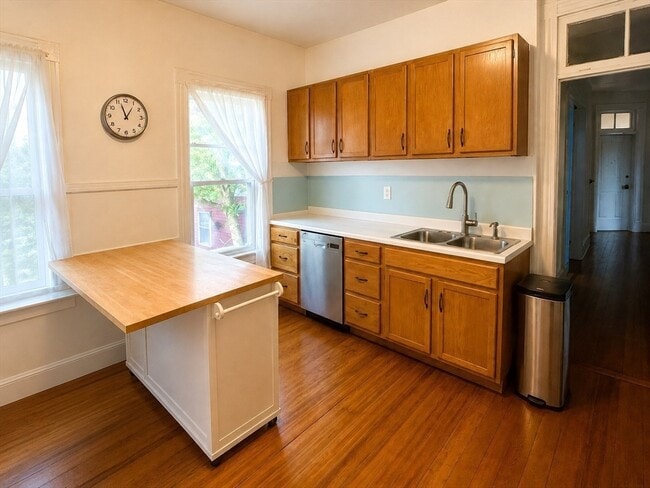 Photo - 40 Perry St Unit 3