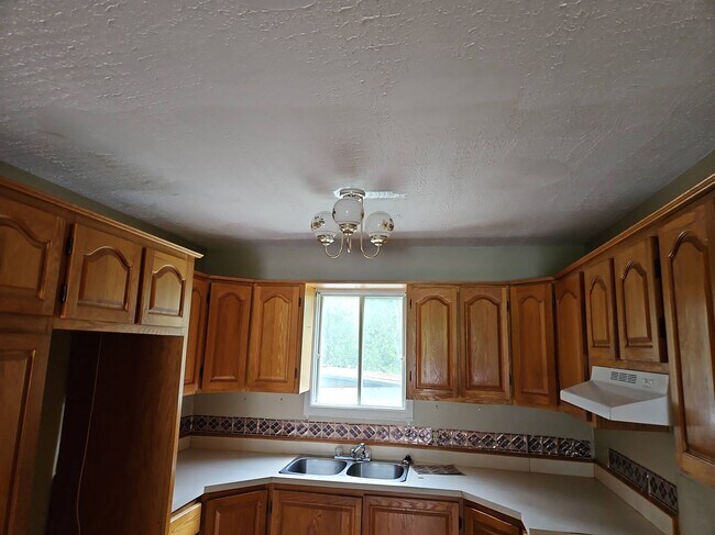 Building Photo - 35-35 Rue Godbout Unit 24