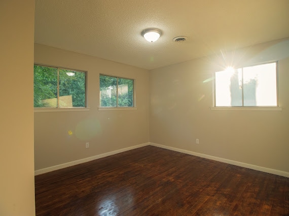 Photo - 3715 45th Ave N
