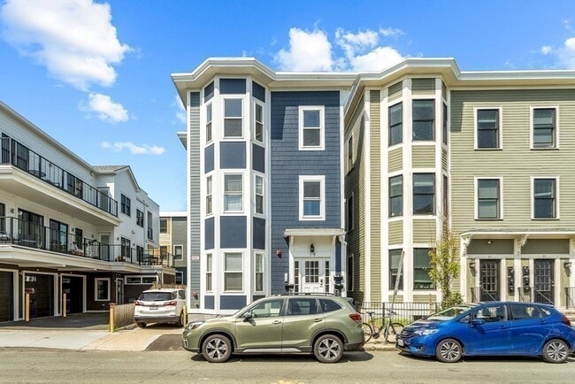 Photo - 19 Plymouth St