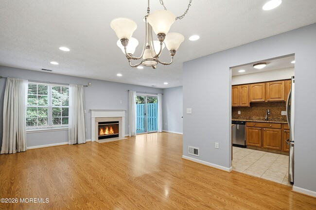 Photo - 702 Carnation Dr