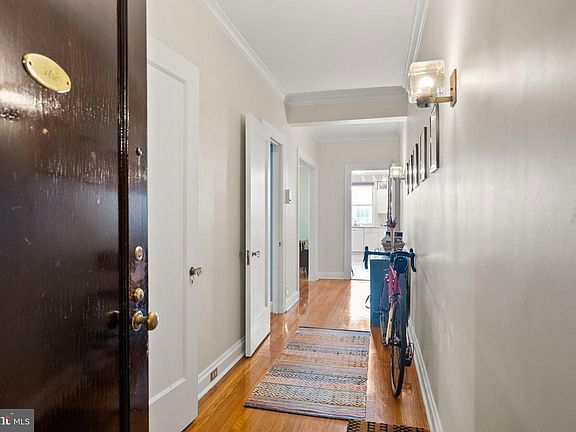 Photo - 3405 Greenway