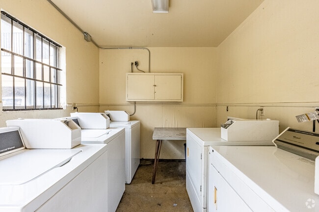 Laundry - Bright Manor