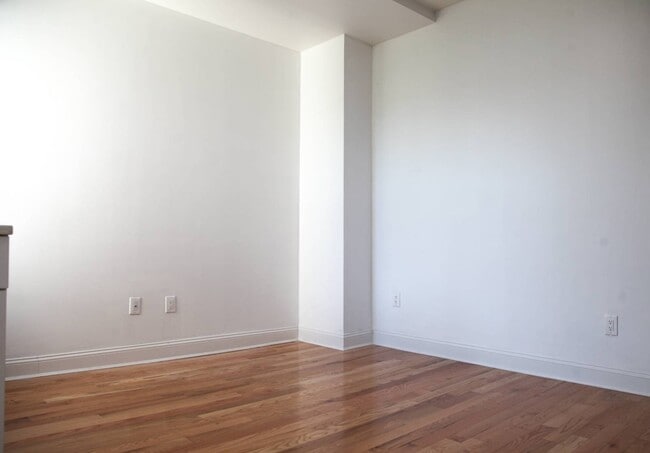 Building Photo - 1271 Fulton St Rental