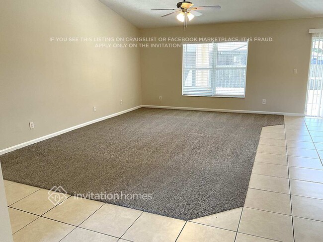 Photo - 686 Ballon Terrace SE