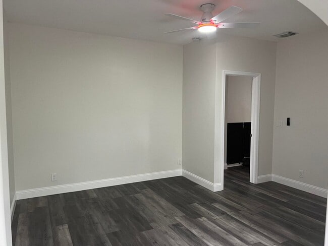 Photo - 5076 SW 38th Way