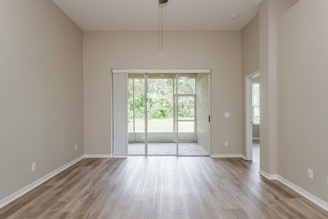 Photo - 1614 Wakefield Dr