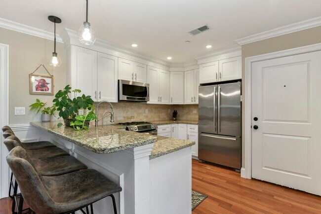 Photo - 49 L St Unit 5