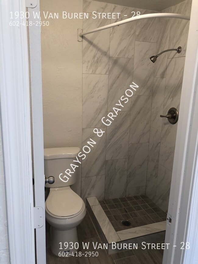 Photo - 1930 W Van Buren St Unit 28