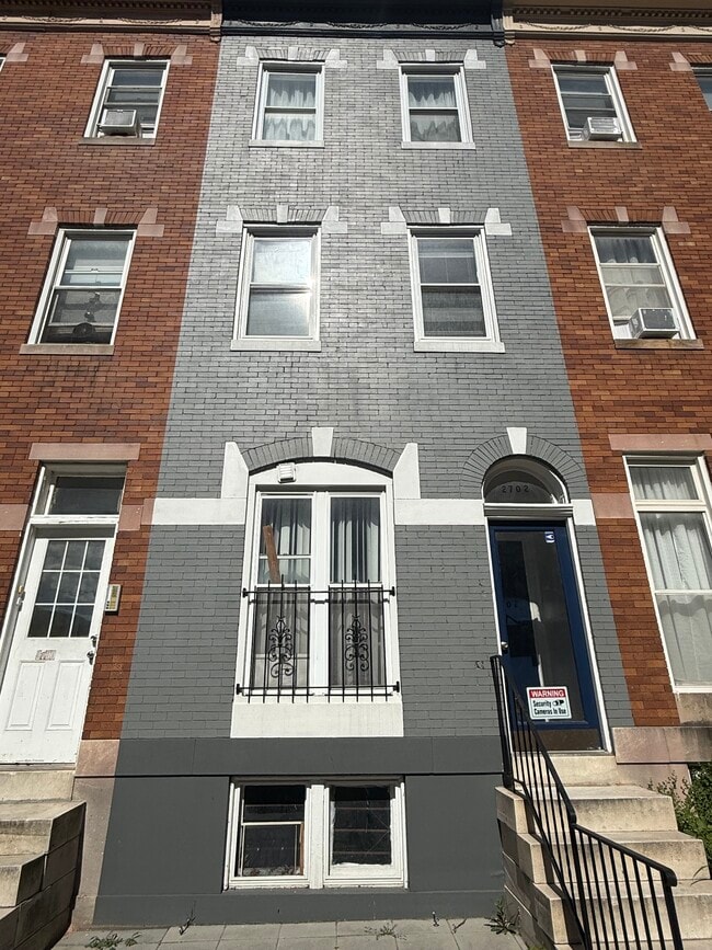 Building Photo - 2702 Maryland Ave Unit 2