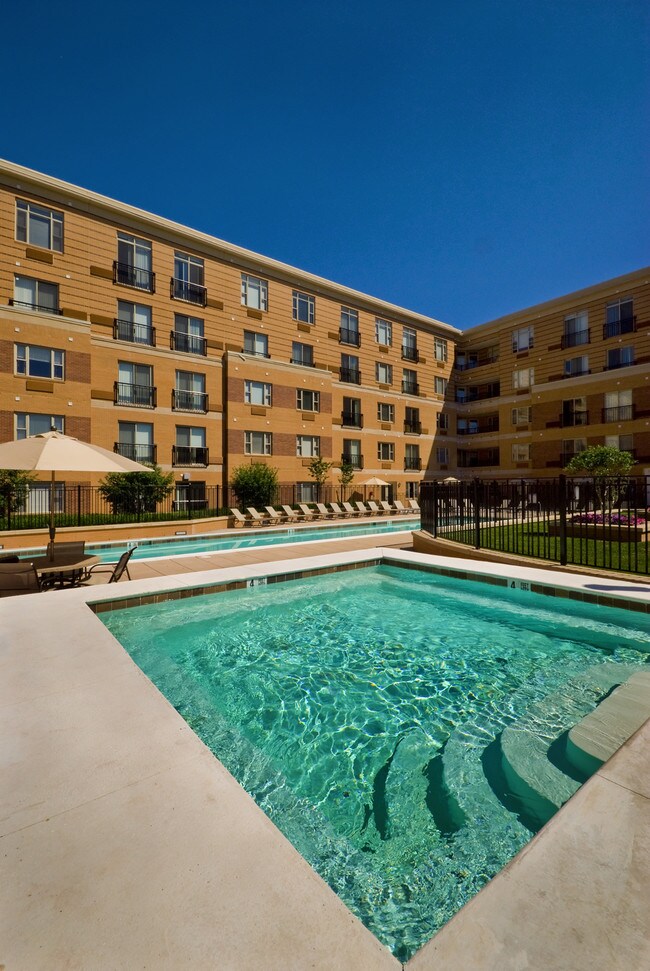 55 Riverwalk Place Apartments For Rent in West New York, NJ