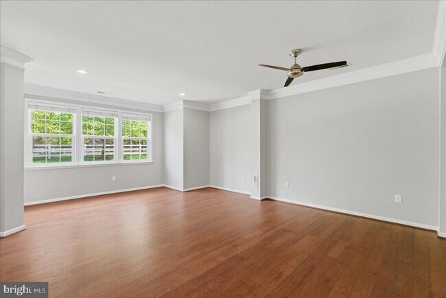 Photo - 19400 Susquehanna Square