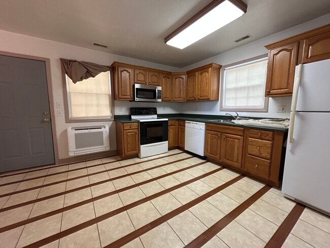 Photo - 124 Swinton Dr Unit N. Mauldin