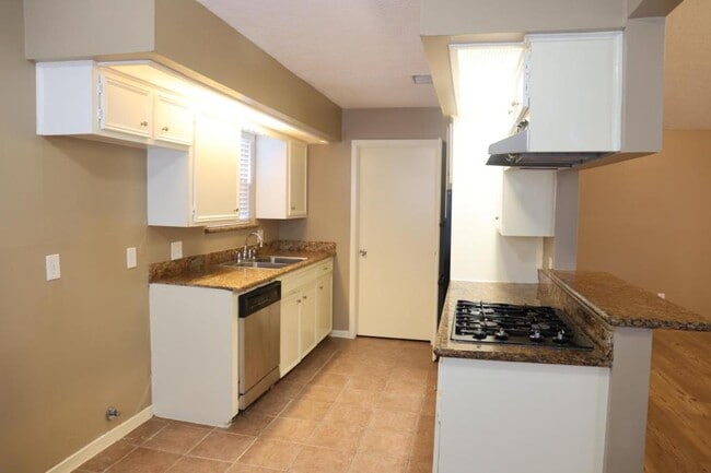 Photo - 23527 Canyon Lake Dr