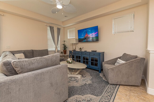 Building Photo - 8079 Brooksville Dr Unit ID1247537P Rental