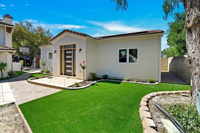 Photo - 50% off 1st mo|$3,449/mo – Brand-New 2 Bed / 2 Bath Private ADU – Agoura Hills | 800 Sq Ft